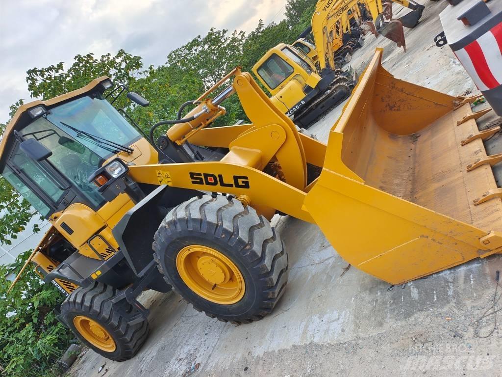 SDLG LG 936 L Gumikerekes homlokrakodók