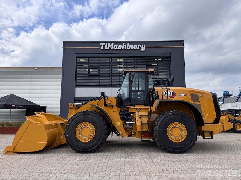 CAT 980 XE Gumikerekes homlokrakodók