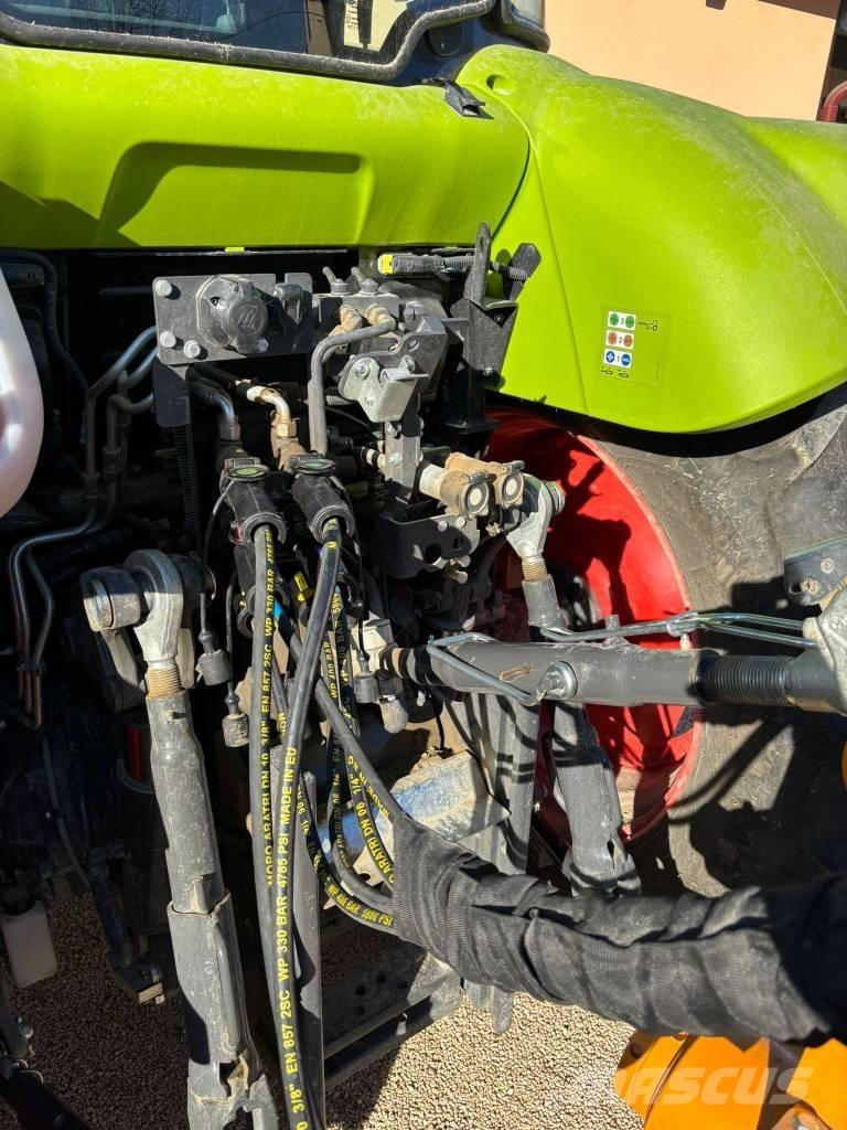 CLAAS Arion 450 Traktorok