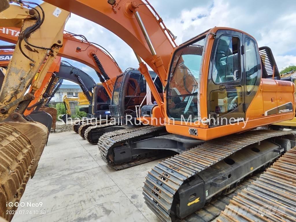 Doosan 225-7 Lánctalpas kotrók