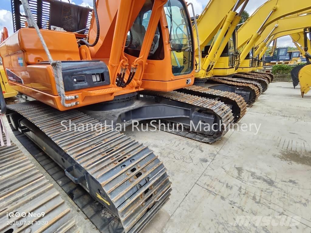 Doosan 225-7 Lánctalpas kotrók