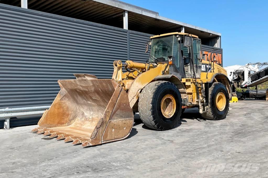 CAT 966H Gumikerekes homlokrakodók