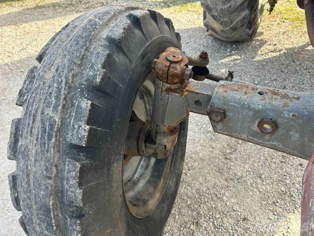 Massey Ferguson 165 Traktorok