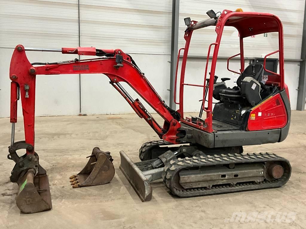 Neuson ET 24 Mini kotrók < 7t