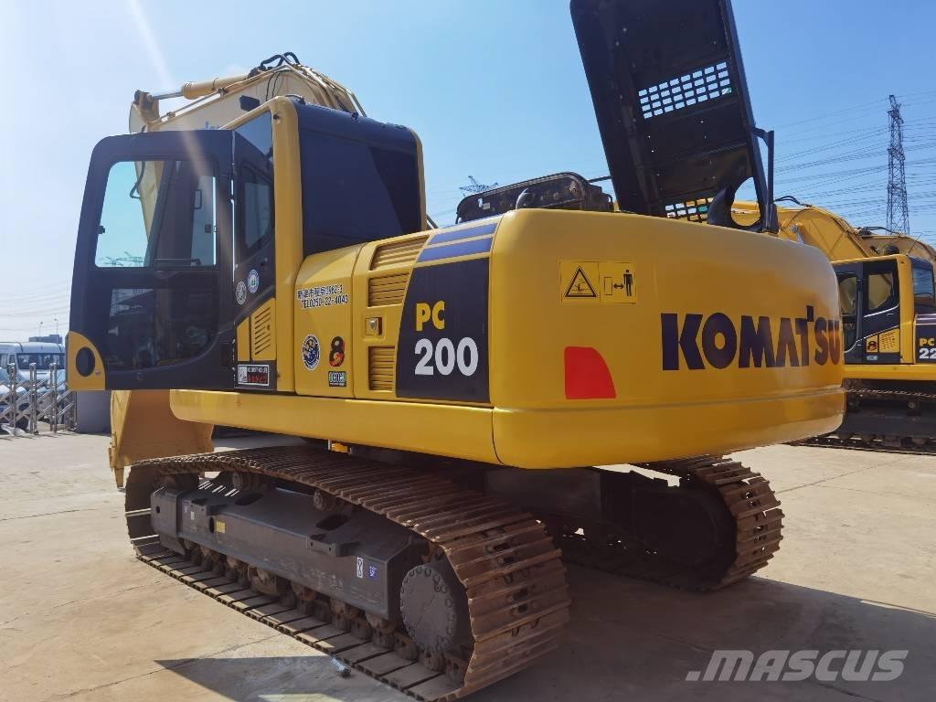 Komatsu PC 200-8 Lánctalpas kotrók