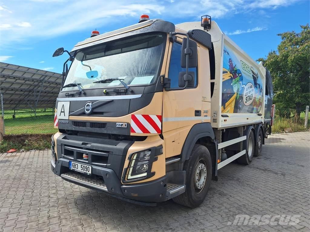Volvo FMX 380 6X2 Fülkés alváz