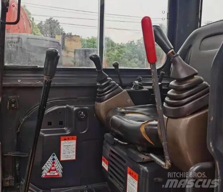Kobelco SK50SR Lánctalpas kotrók