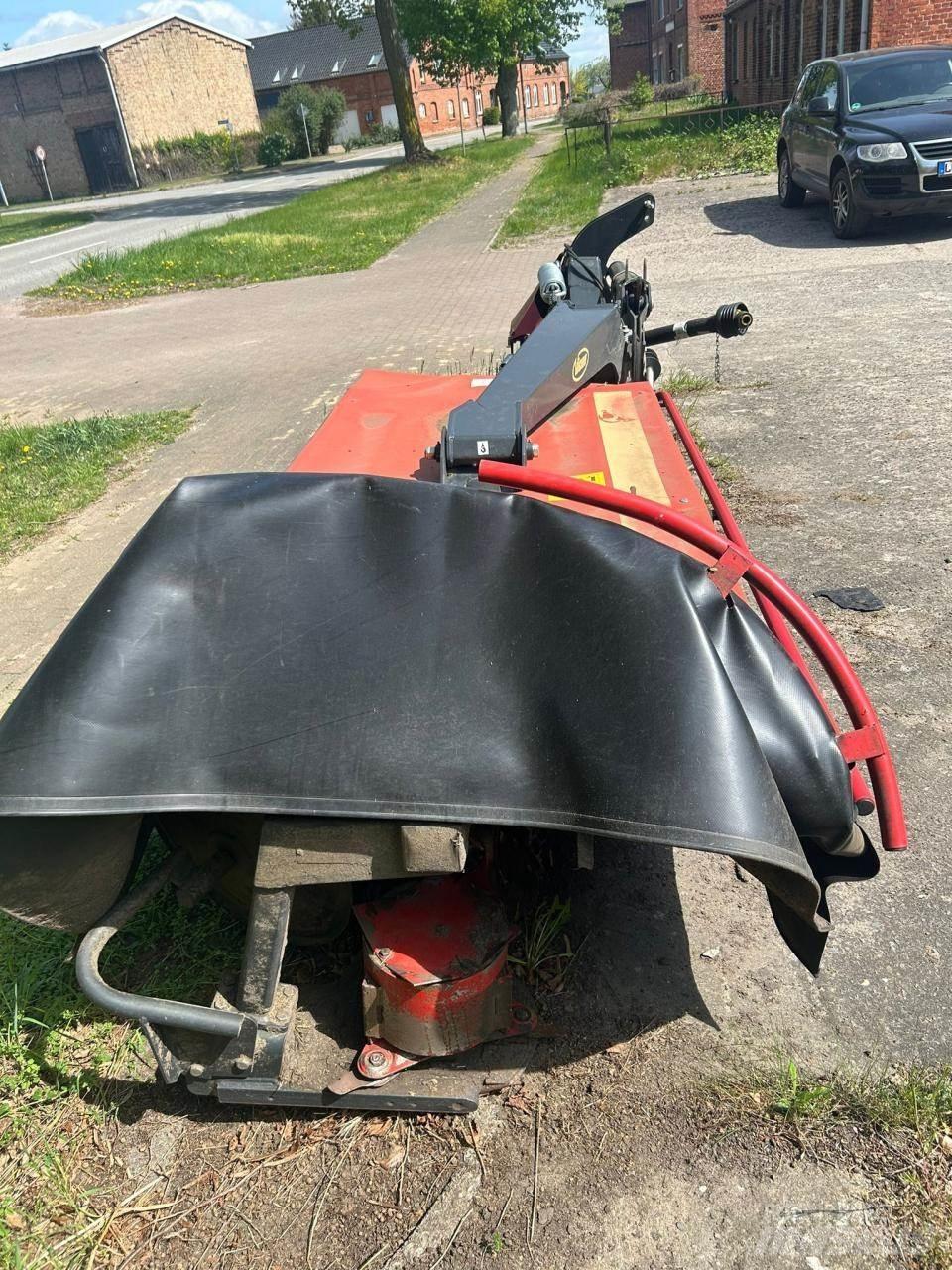 Vicon Extra 332 Kaszák