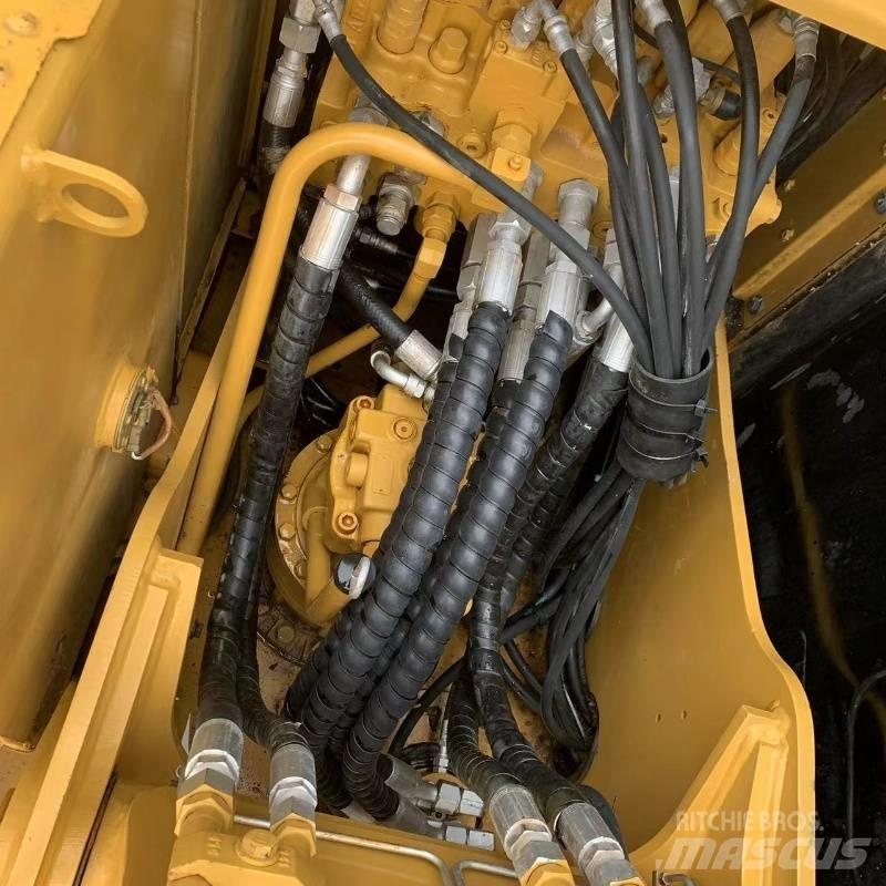 CAT 312 D Lánctalpas kotrók
