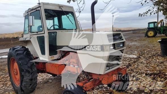 J I Case 2290 Traktorok