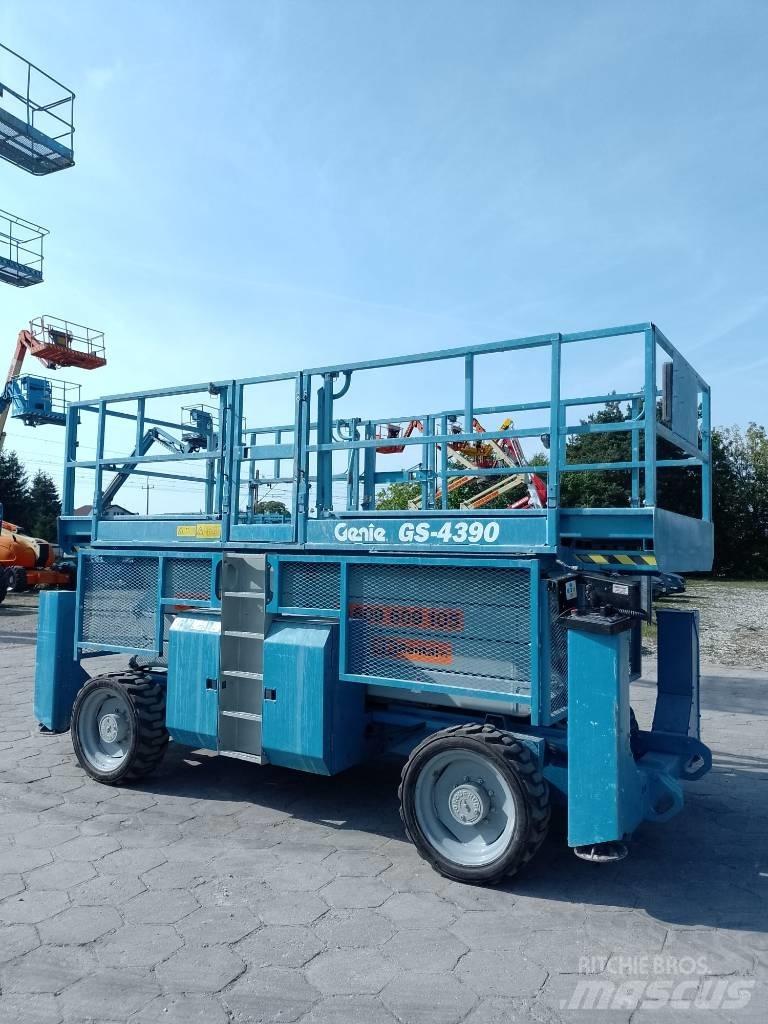 Genie 4390 Ollós emelők