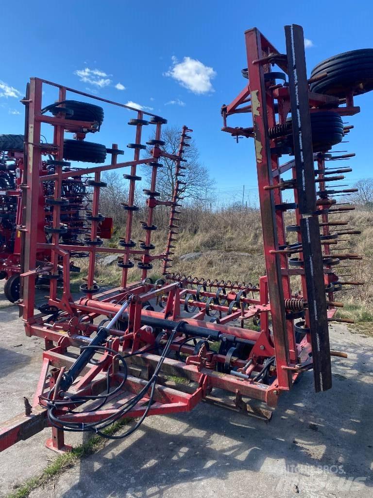 Väderstad NZ 740 Kardánhajtású ekék és Forgó-boronák