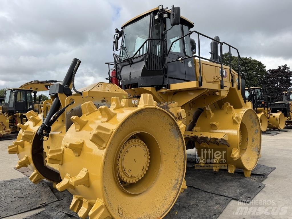 CAT 826 Hulladéktömörítők
