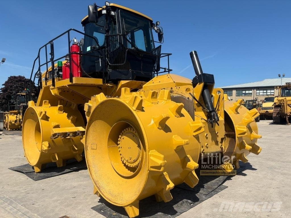 CAT 826 Hulladéktömörítők