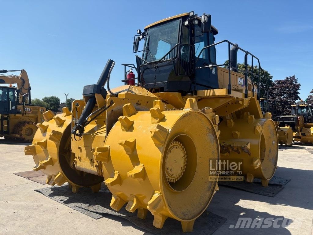 CAT 826 Hulladéktömörítők