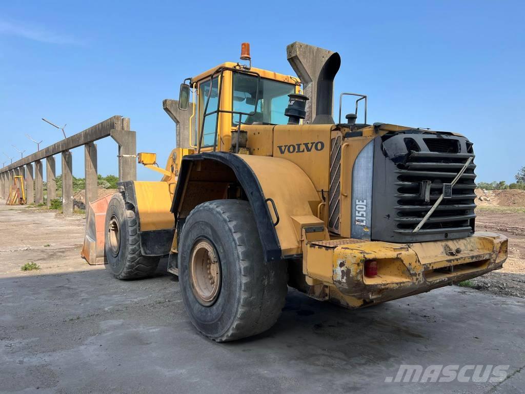 Volvo L 150 E Gumikerekes homlokrakodók