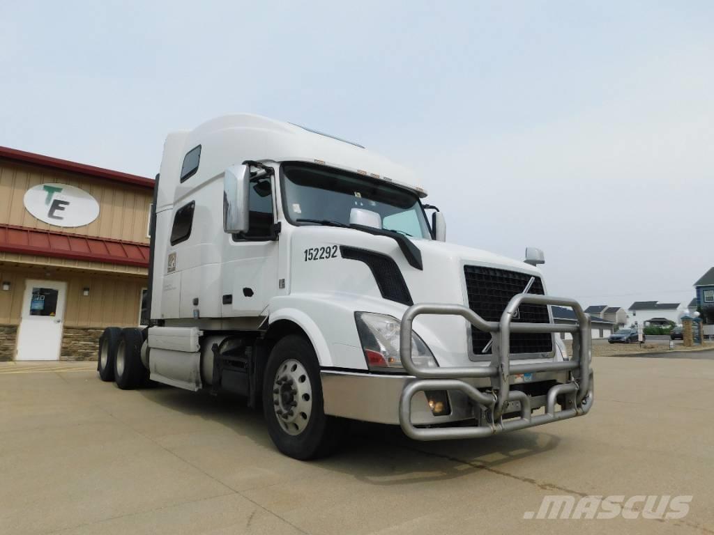 Volvo VNL Nyergesvontatók