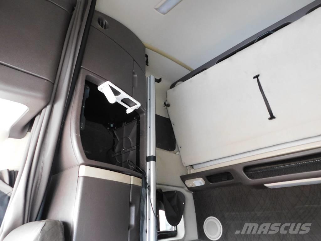 Volvo VNL Nyergesvontatók