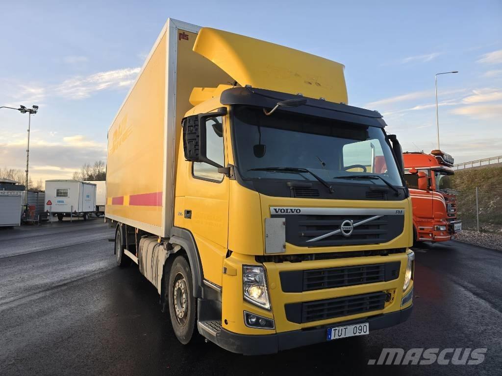 Volvo FM 330 Dobozos teherautók