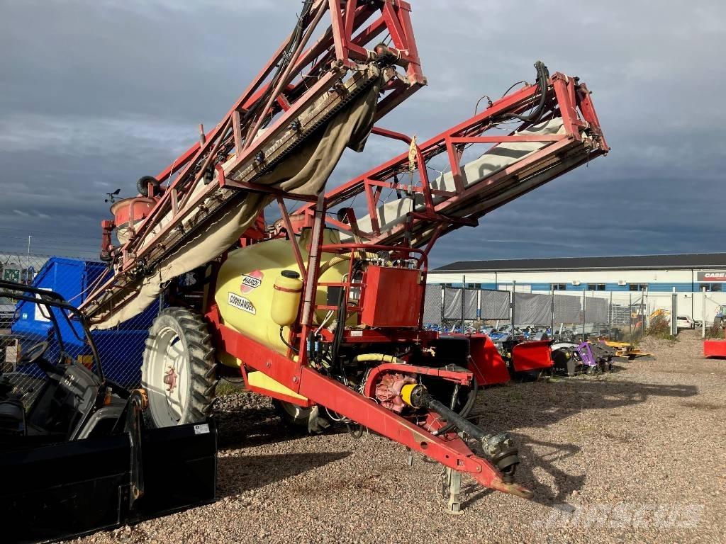Hardi Commander Twin Vontatott trágyaszórók
