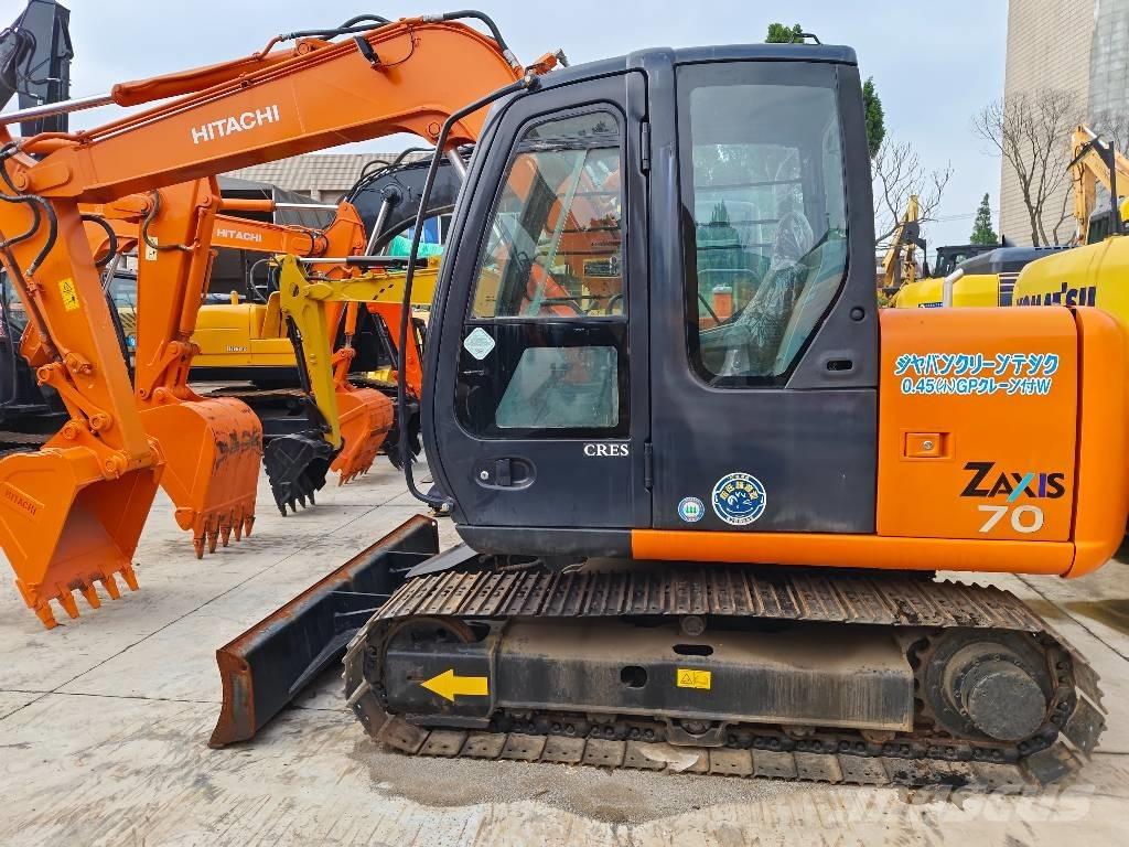 Hitachi ZX 70 Közepes (midi) kotrók 7 t - 12 t