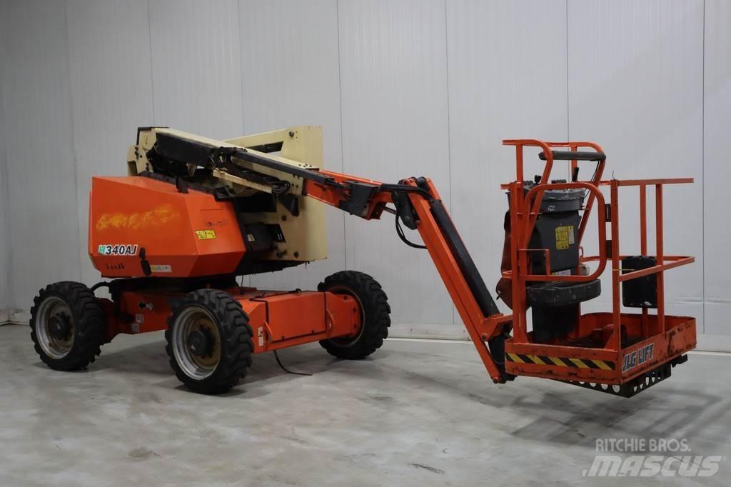 JLG H340AJ Karos emelők