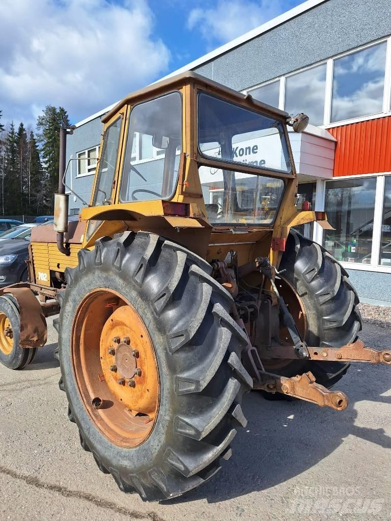 Valmet 702 Traktorok