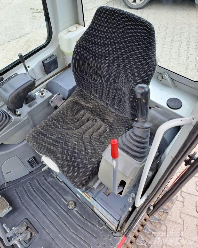 Takeuchi TB 216 Mini kotrók < 7t