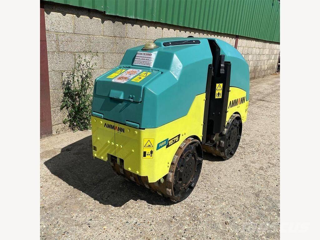 Ammann ARR 1575 Ikerdobos hengerek