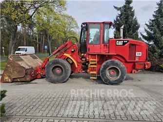 CAT 924 H Gumikerekes homlokrakodók