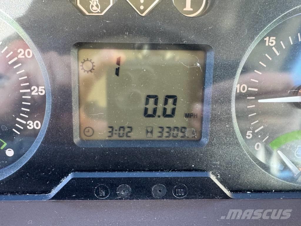 John Deere 6120 Traktorok