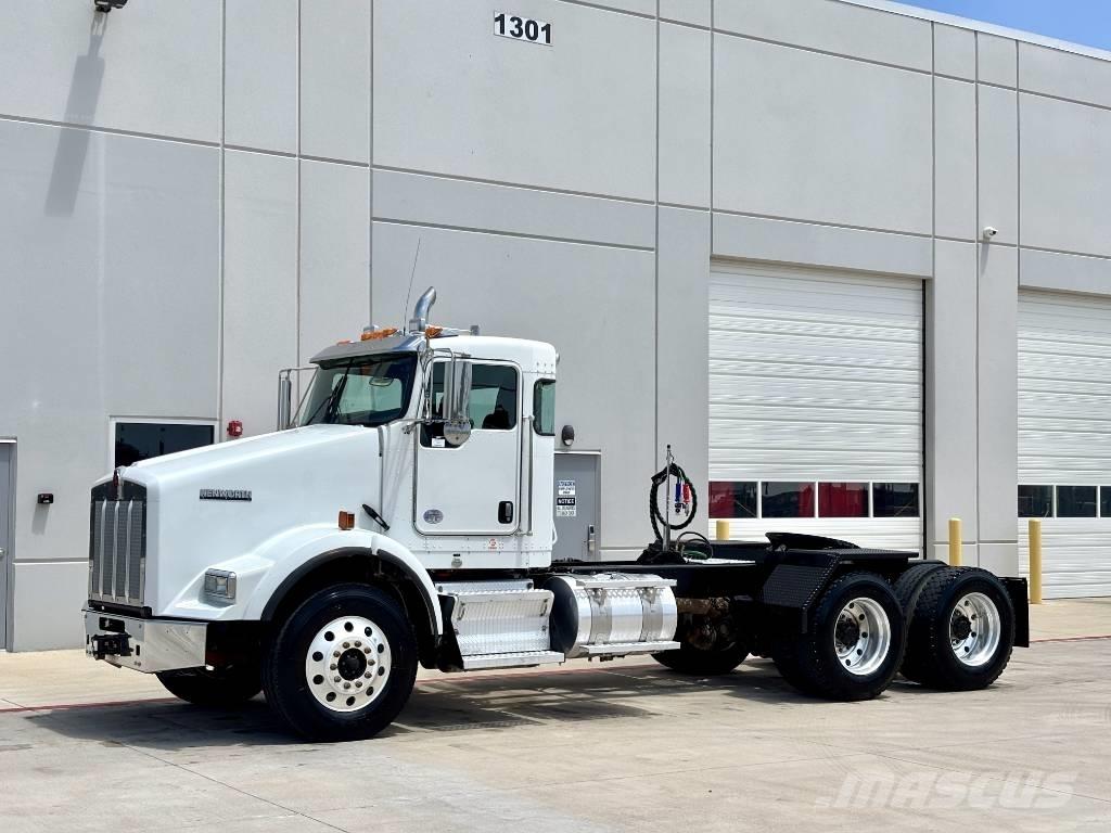 Kenworth T 800 Nyergesvontatók