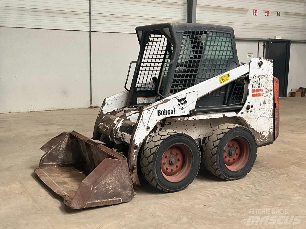 Bobcat S 130 Kompaktrakodók
