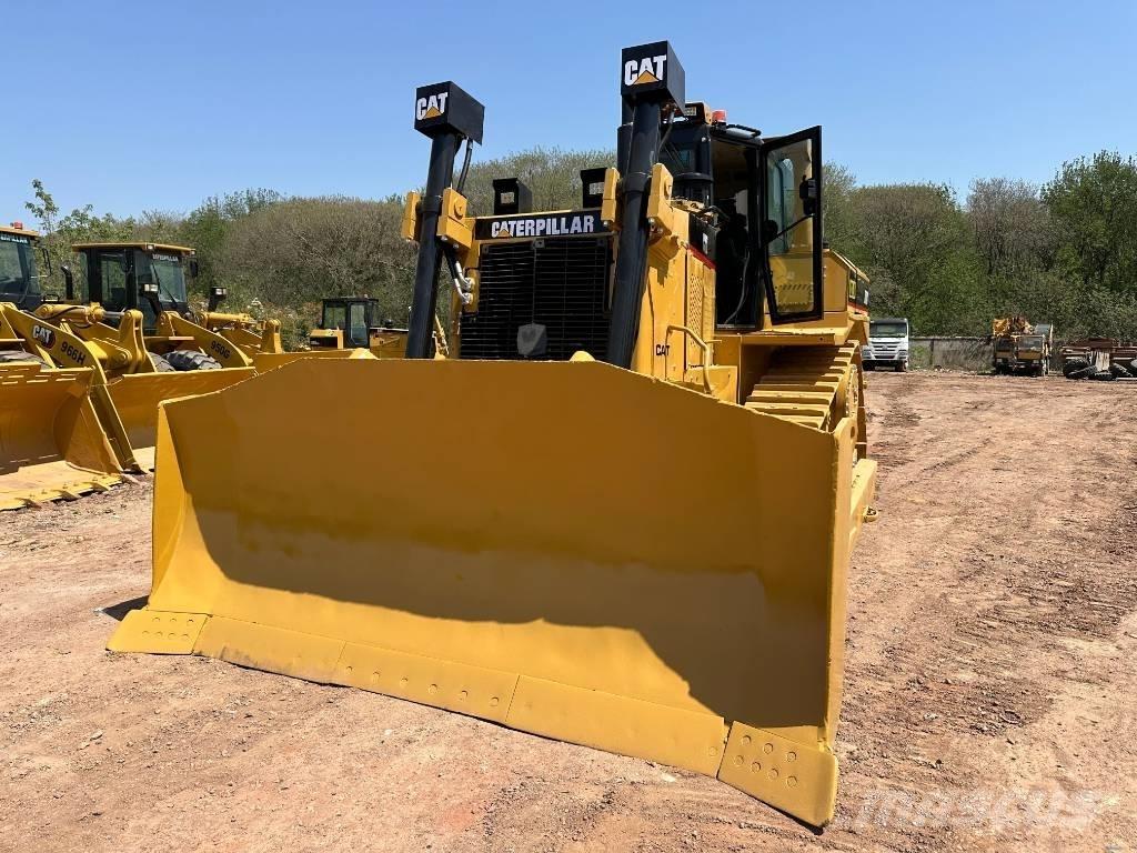 CAT D8R lánctalpas dózerek