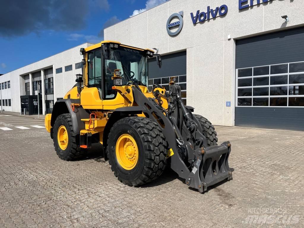 Volvo L70H Gumikerekes homlokrakodók