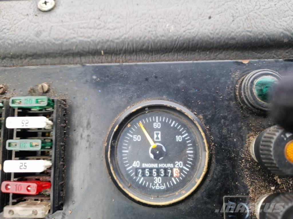 Vimek 606D Kihordók