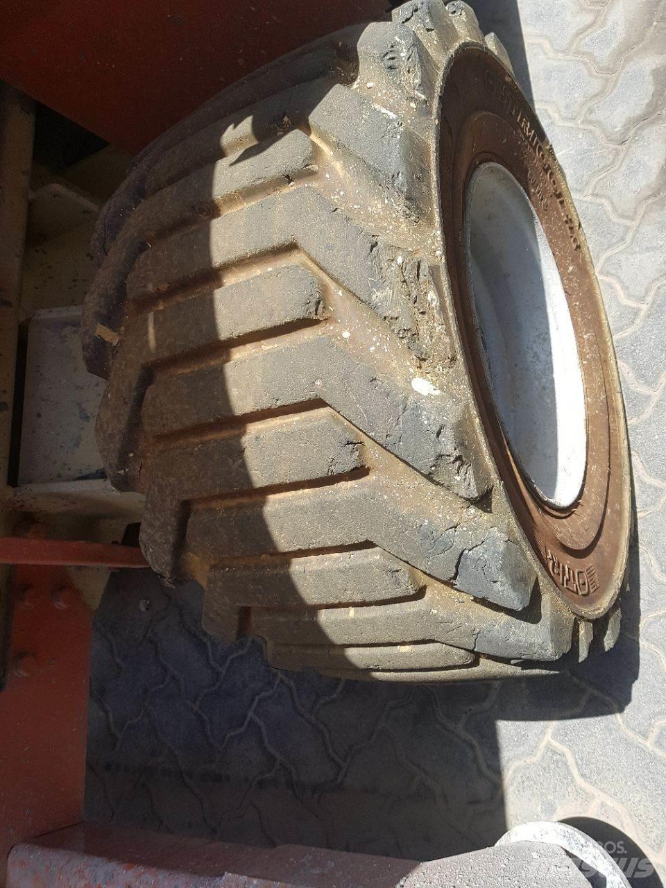 JLG 3394RT Ollós emelők