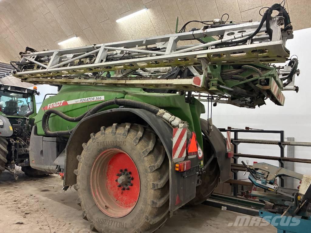 Fendt Rogator 366 Vontatott trágyaszórók