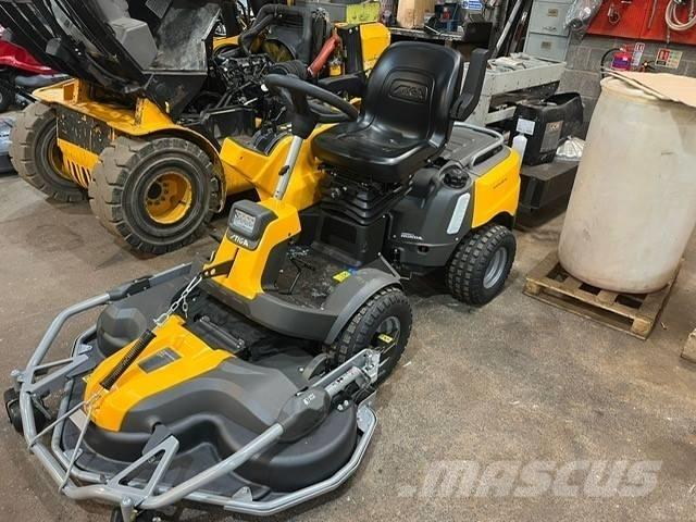 Stiga PARK PRO 900WX Ráülős fűnyírók