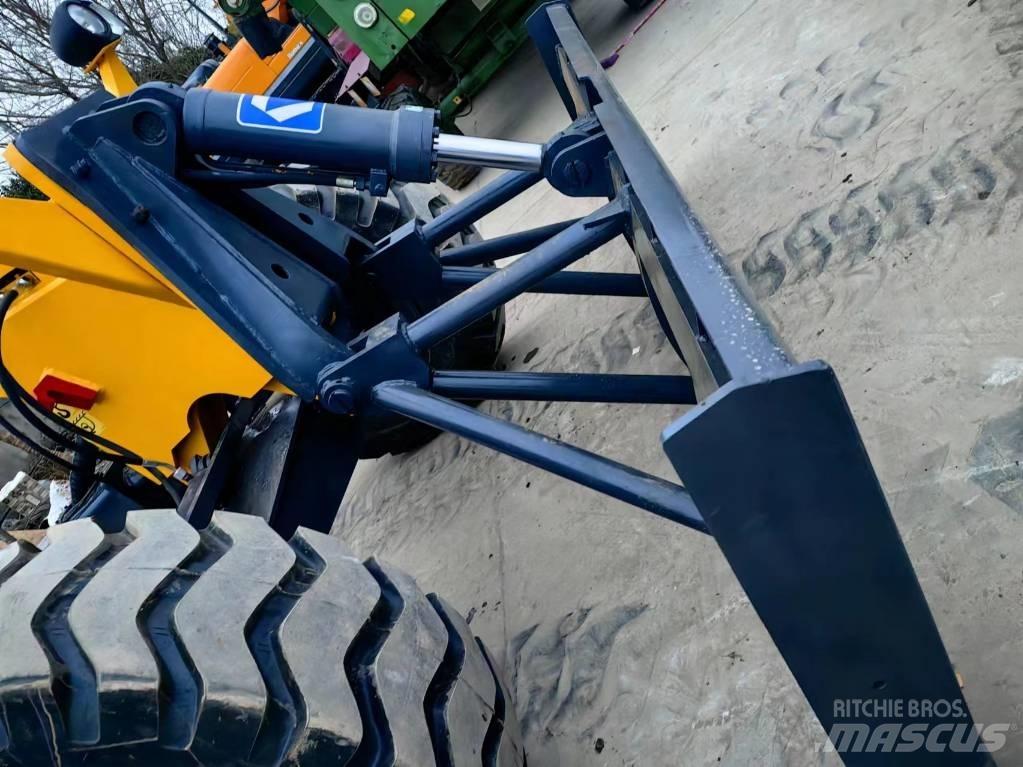 XCMG GR 2153 Gréderek