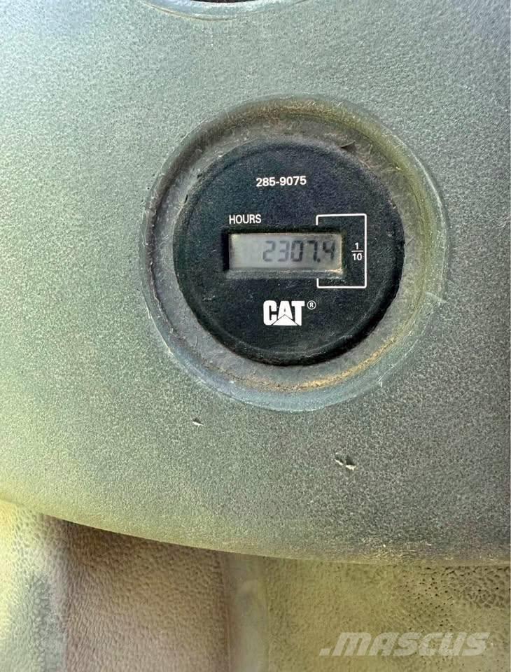 CAT 420 D IT Kotrórakodók