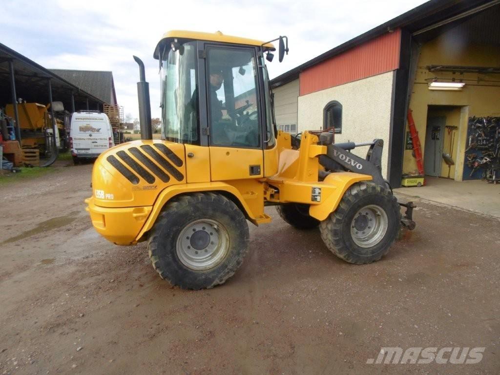 Volvo L 35 Gumikerekes homlokrakodók