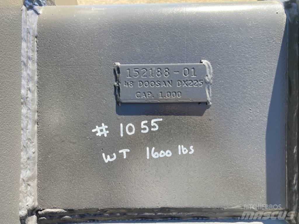 Doosan DX 225 Egyéb alkatrészek