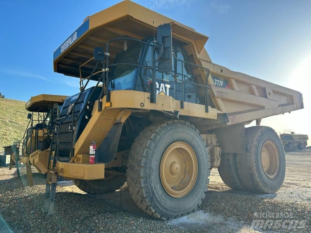 CAT 777F Csuklósdömperek