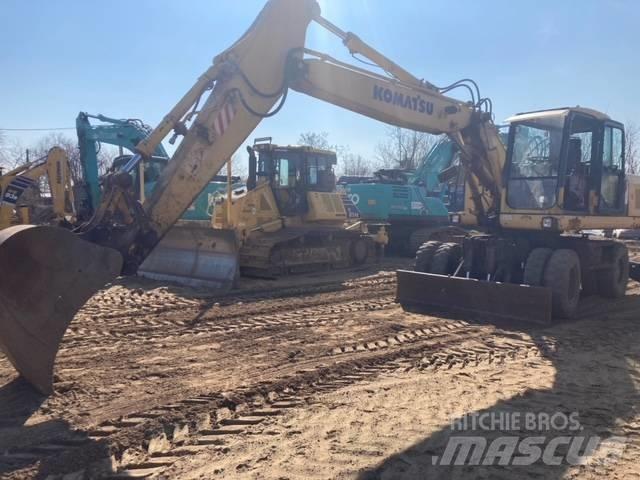 Komatsu PW 180-7K Gumikerekes kotrók