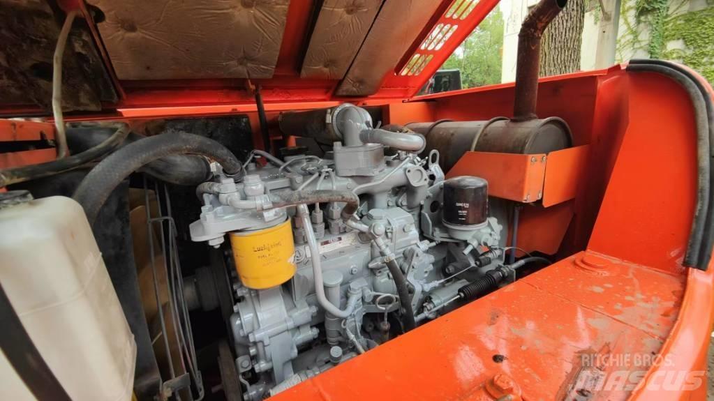 Hitachi ZX 60 Mini kotrók < 7t