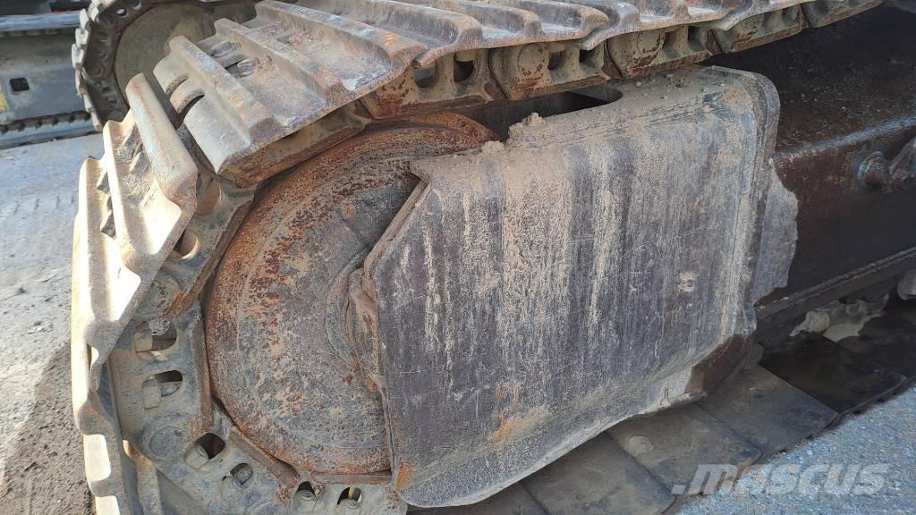 CASE CX 300 E Lánctalpas kotrók