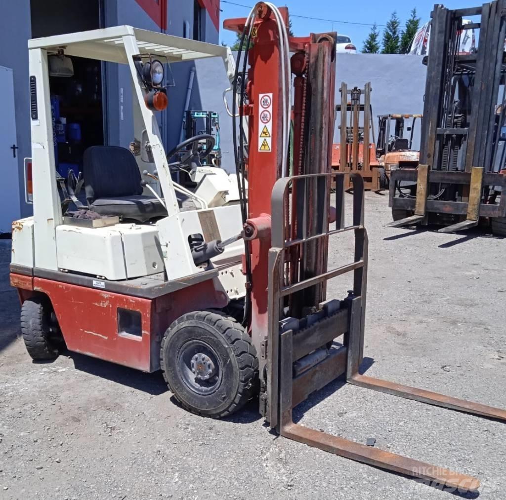 Nissan 02ZNH01A15 Gázüzemű targoncák