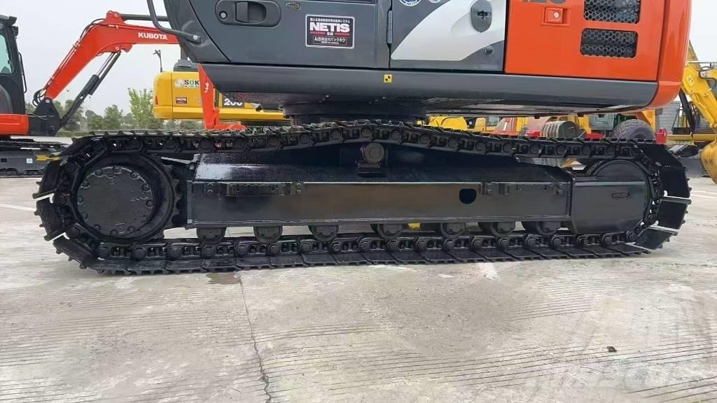 Hitachi ZX 120 Lánctalpas kotrók
