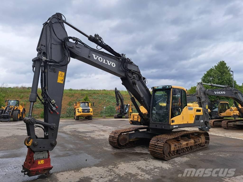 Volvo EC 220 DL Lánctalpas kotrók